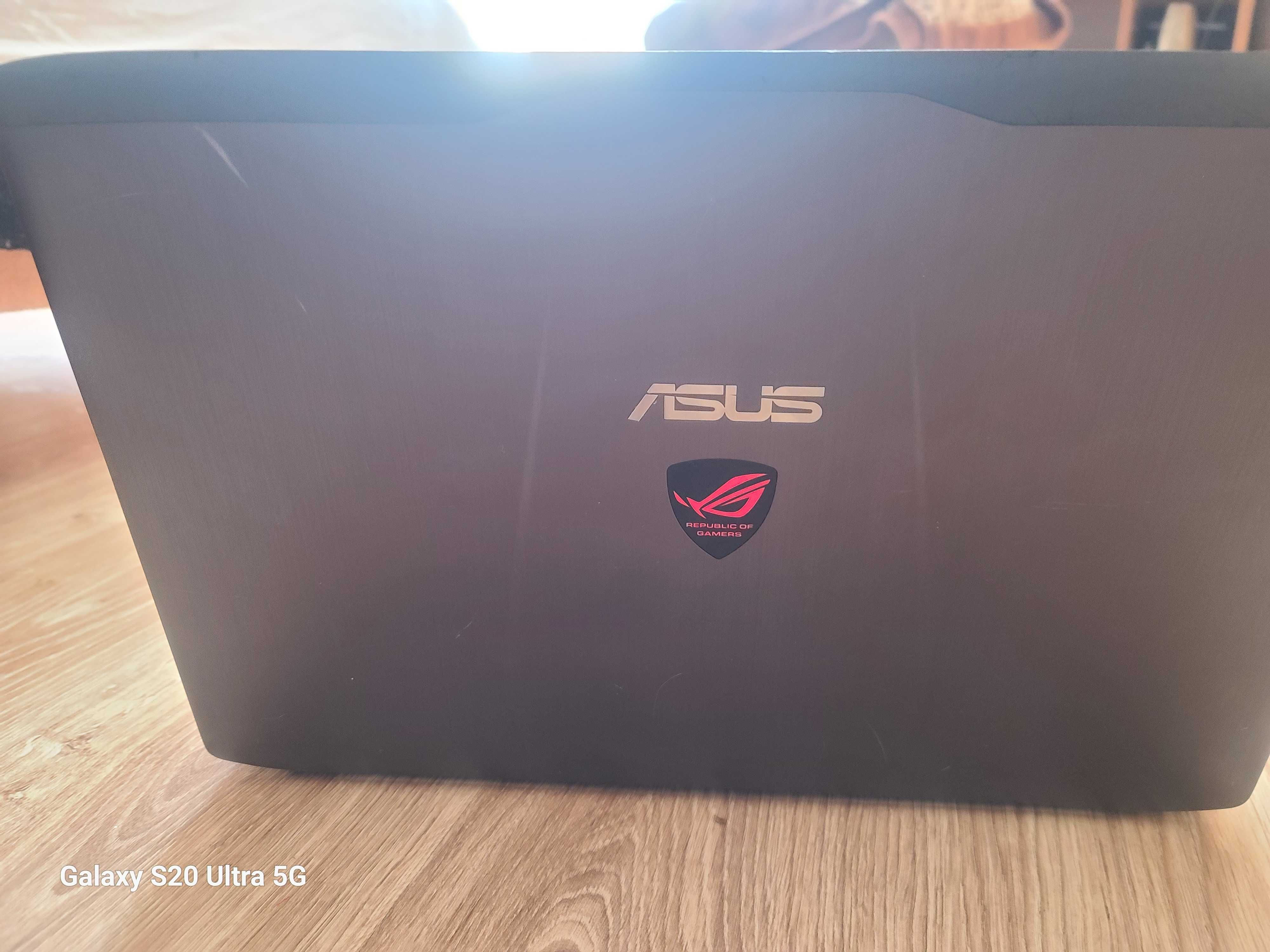 Asus Rog gl552v FULLHD IPS, i7-6700HQ,DDR4 8,240 ssd,GTX 960M 4GB