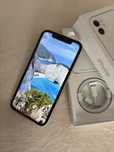 iPhone 11 stan idealny jak nowy biały + etui Guess, zestaw 7 etui