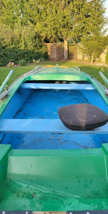 Łódka / Motorówka + zarejestrowana przyczepa