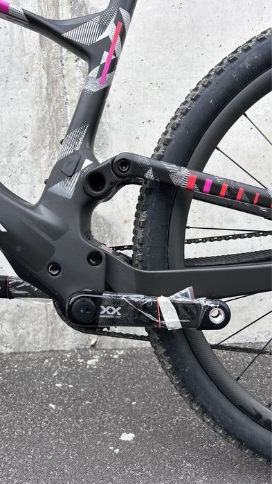 Scott Spark RC World Cup Evo 2025 – Estado Imaculado!