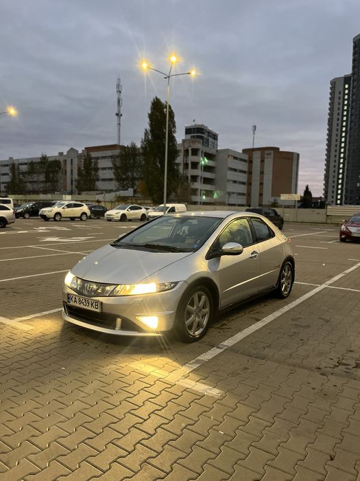 Honda Civic 5d 1,8 Robot