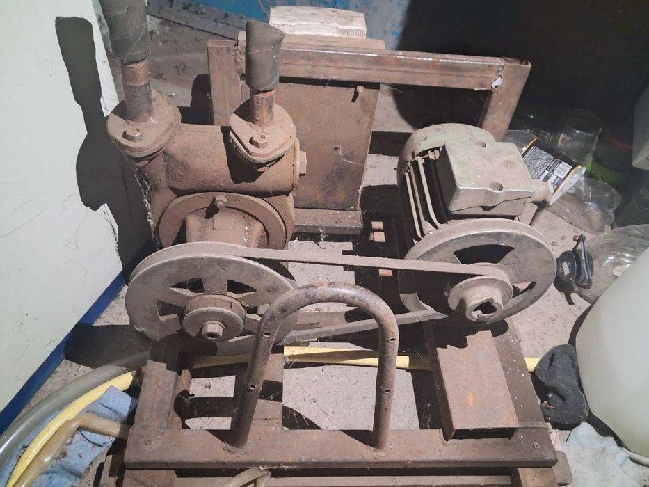 Продам насоси з бензоколонки з двигуном