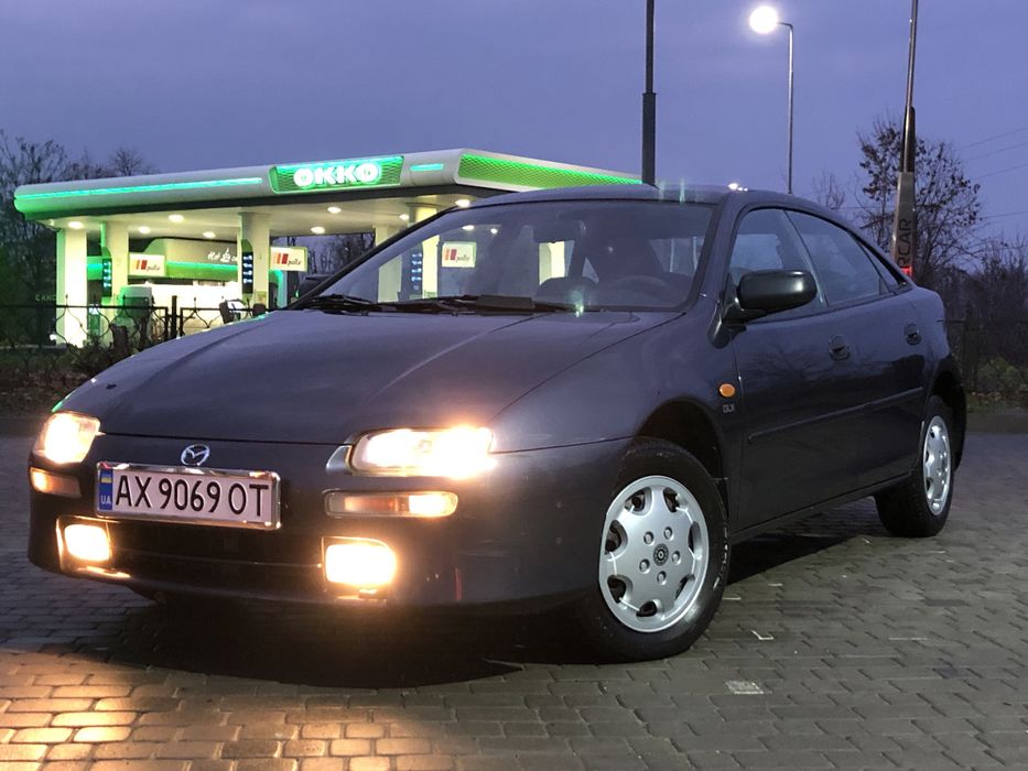 Mazda 323F BA 1998