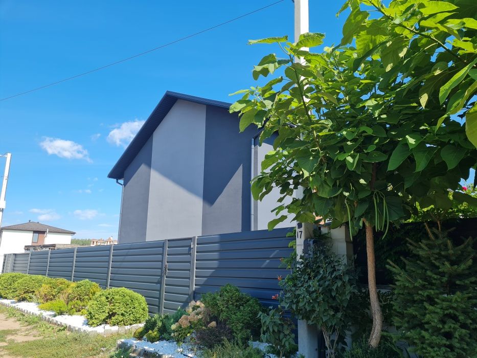 ТАУН З РЕМОНТОМ 110м2! 4 кімнати! Кухня 22м2! Швидкий виїзд на Київ!