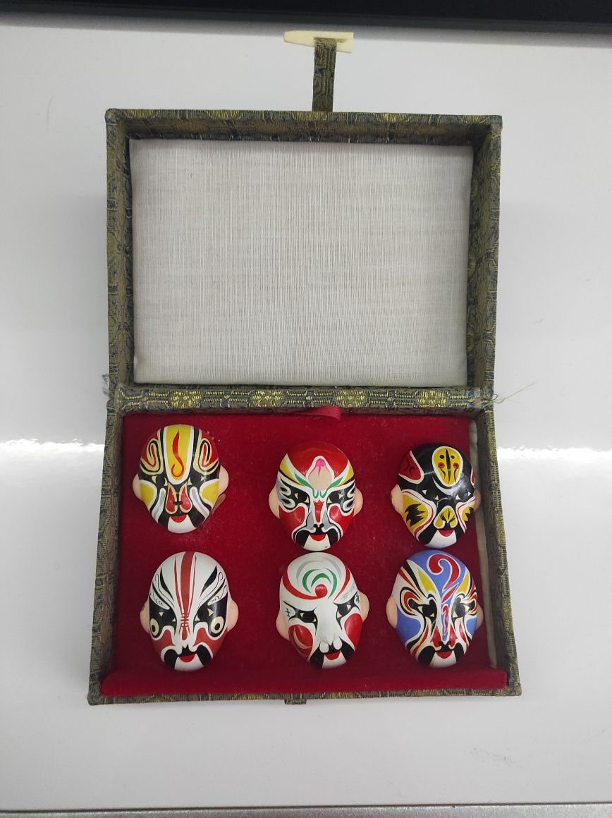 Вінтажні китайскі мініатюрні керамічні оперні маски