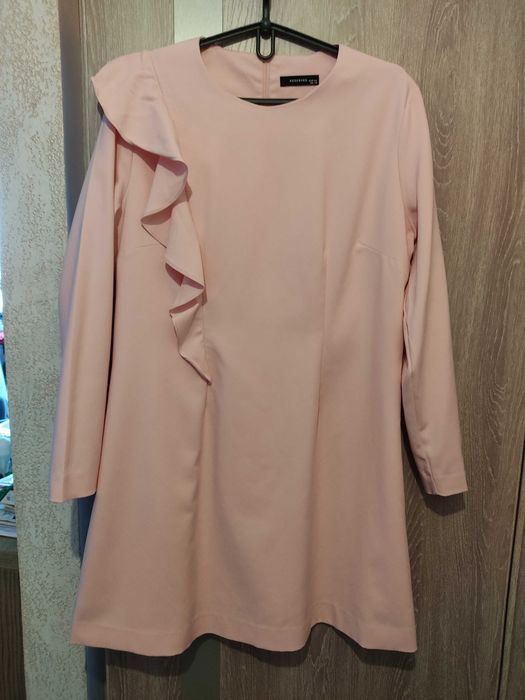 Женское трикотажное платье, размер 16/44