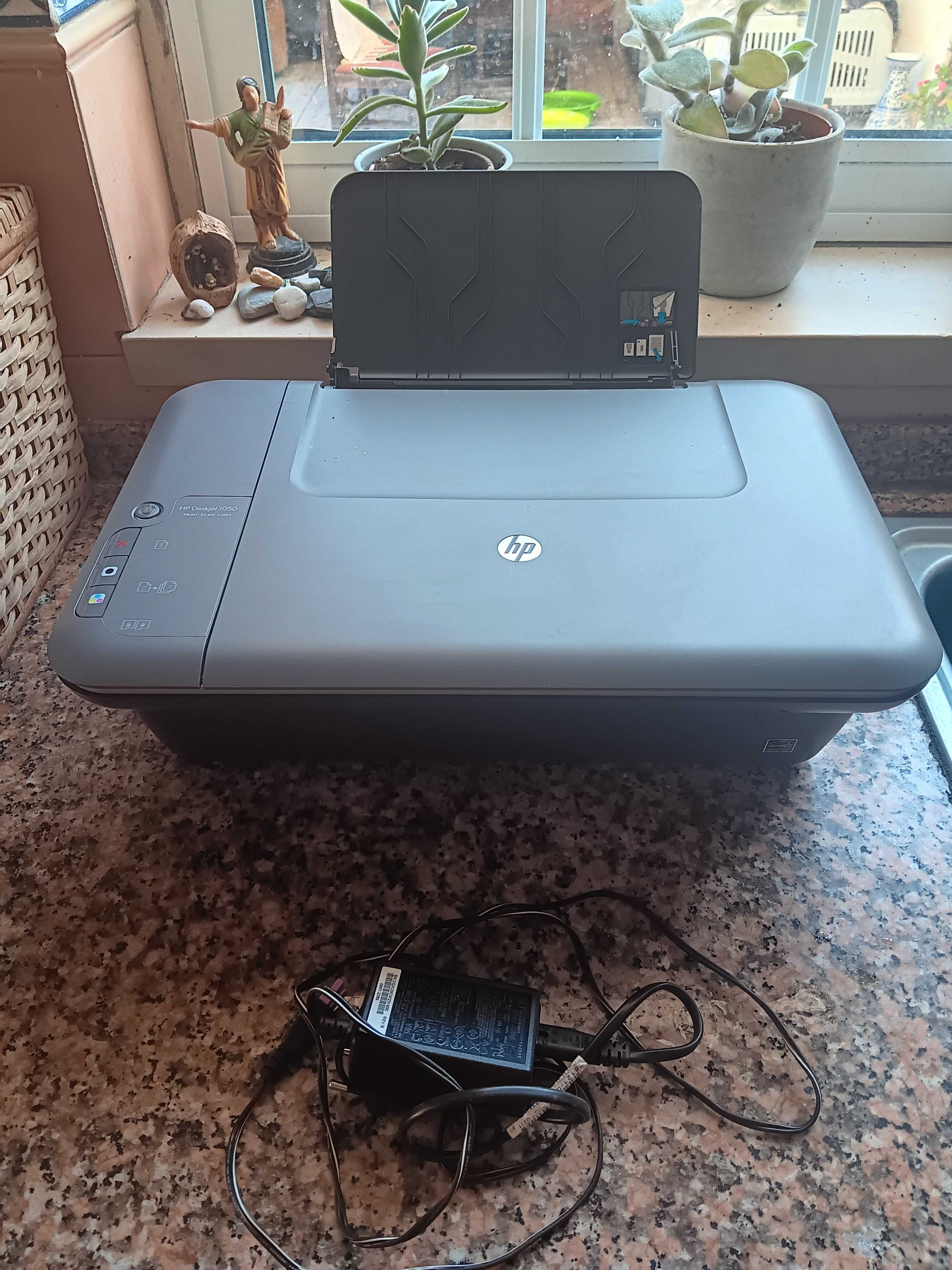 HP Deskjet 1050 All on One J410 impressora
