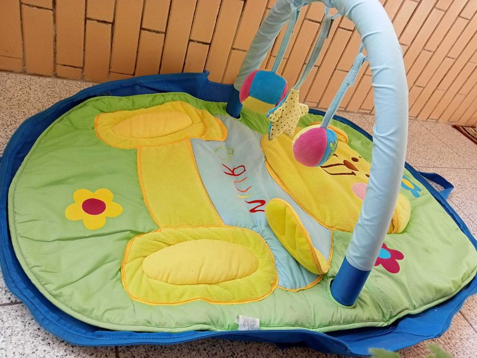 Ginásio de atividades bebé