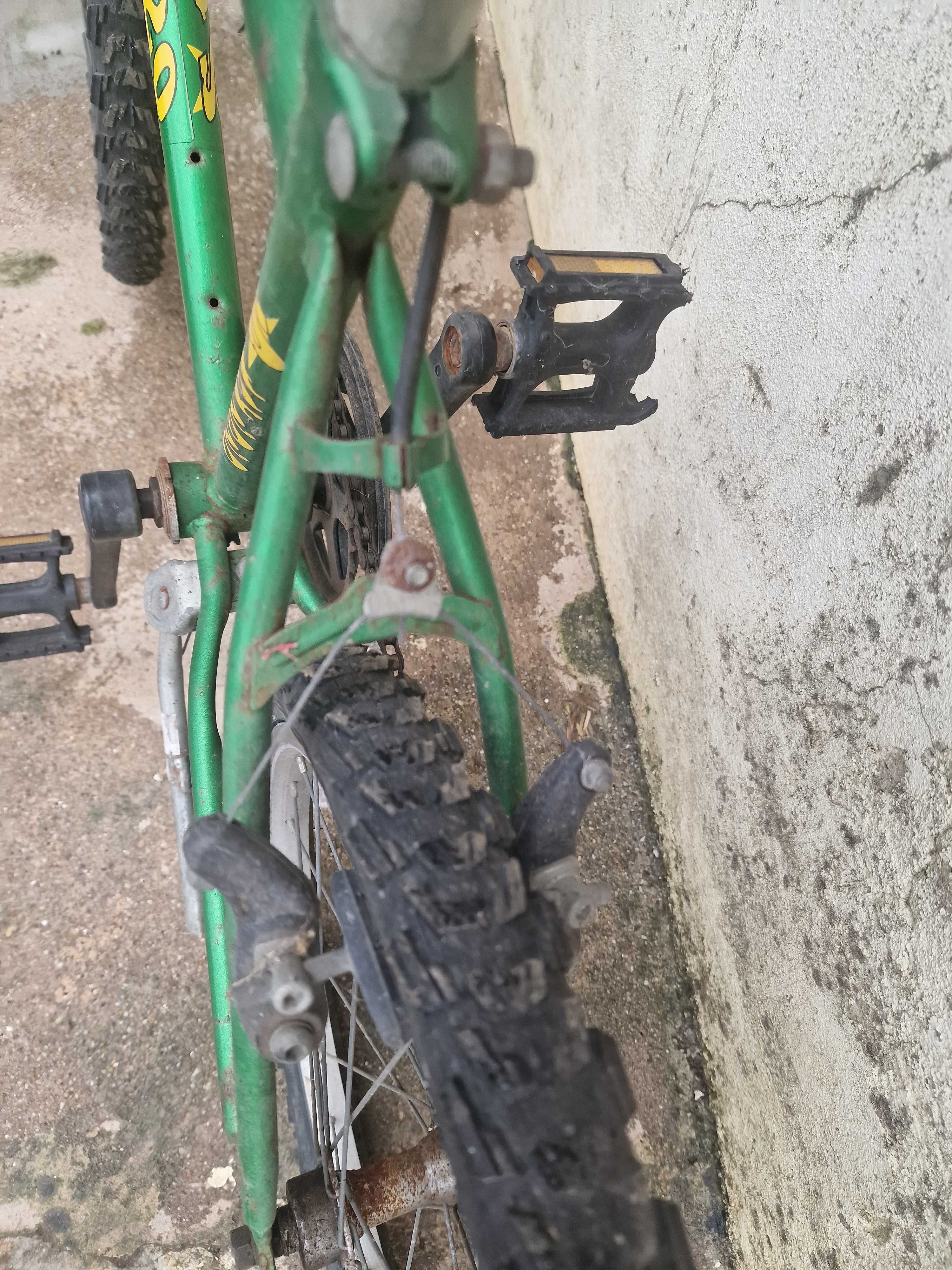 Bicicleta infantil usada