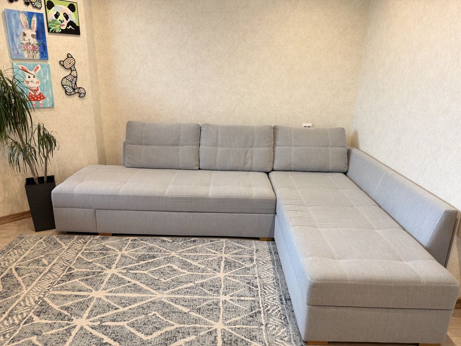 Кутовий розкладний диван, самовивіз