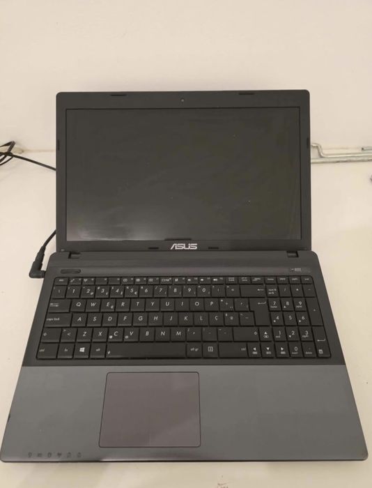 Computador portátil ASUS Intel Core I3 8gb RAM - 2TB SSD armazenamento