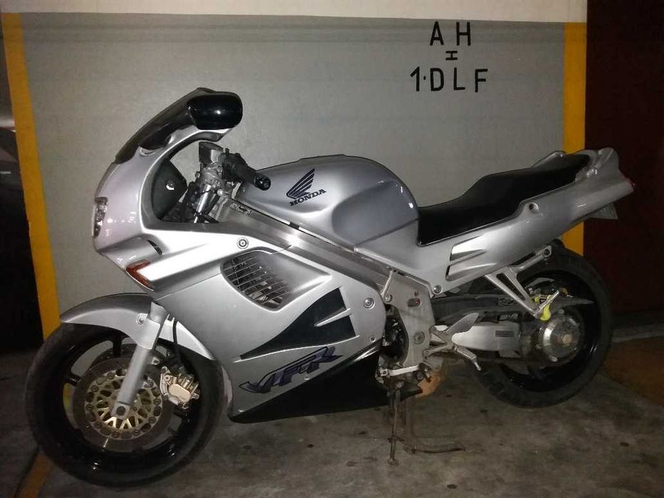Peças Honda VFR750