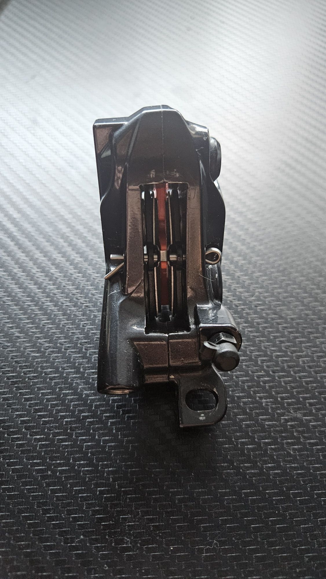 Zacisk hamulcowy Shimano Deore BR-M6120 4 tłoczki