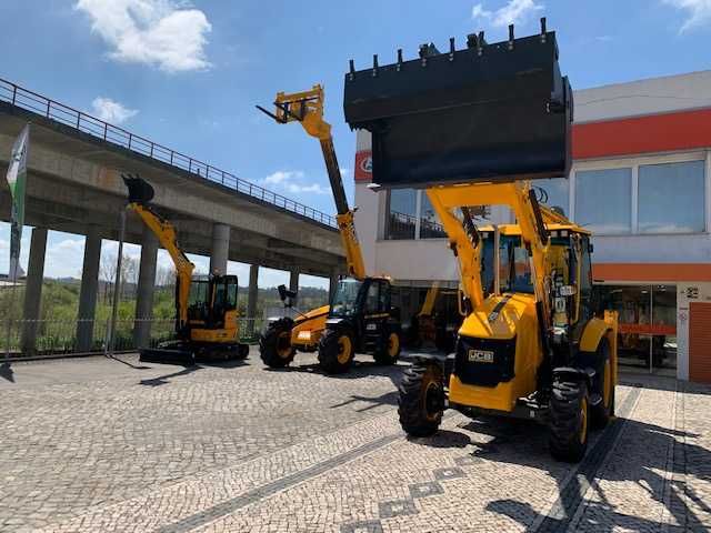 RETROESCAVADORAS JCB