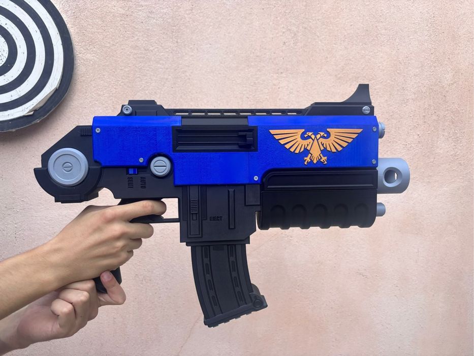 Warhammer 40K Bolter/Boltgun