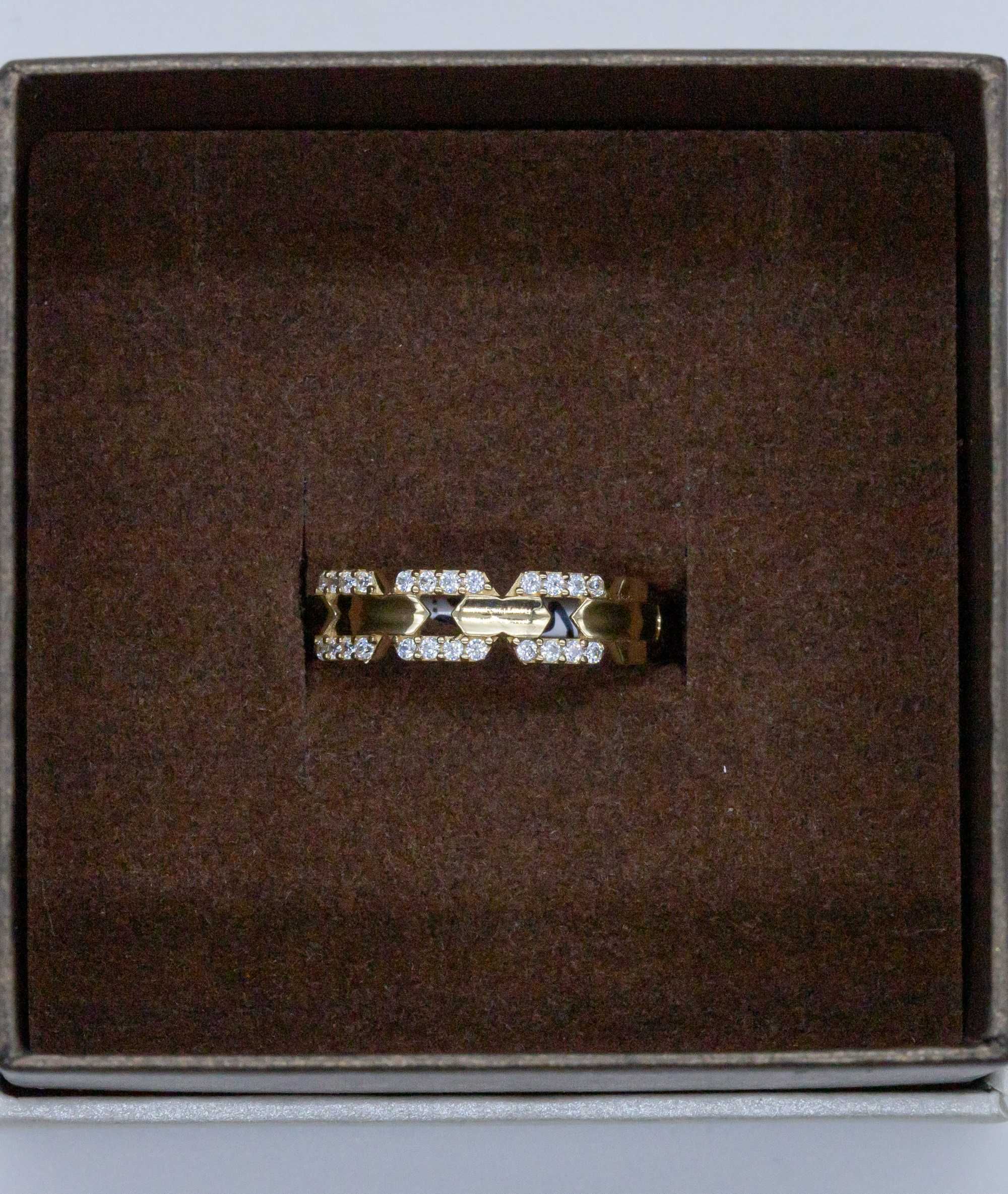Złoty pierścionek 585 1,89  gram rozmiar 19 NOWY