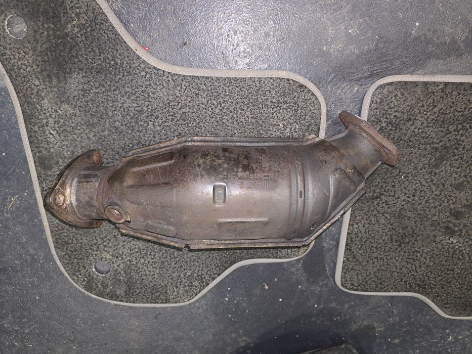 Katalizator 1.8t a4 b5 b6 b7 a6 c5 Passat b5 skoda superb