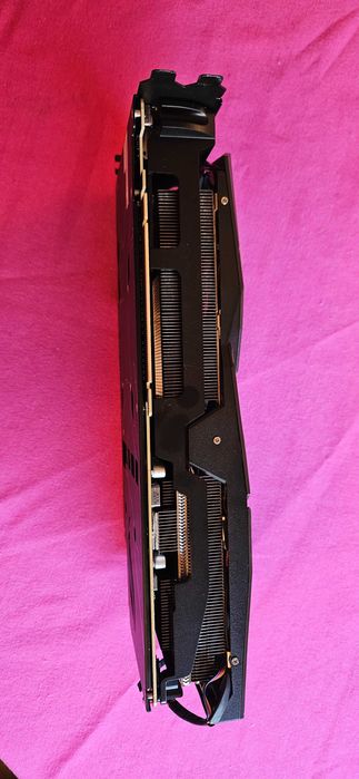 Placa Gráfica ROG STRIX RTX 2070S