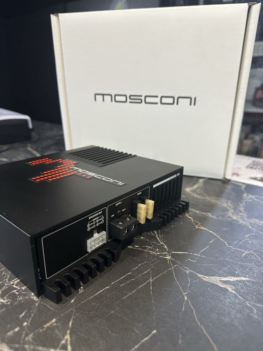 4-канальний підсилювач Mosconi Gladen One 80.4