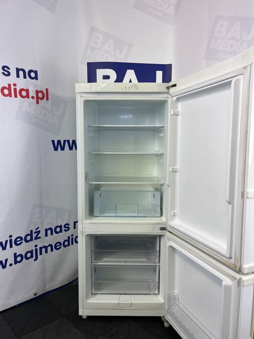 Lodówka Samsung Solidna 147Cm / Klas A+ /Dostawa/3Mscgwarancja