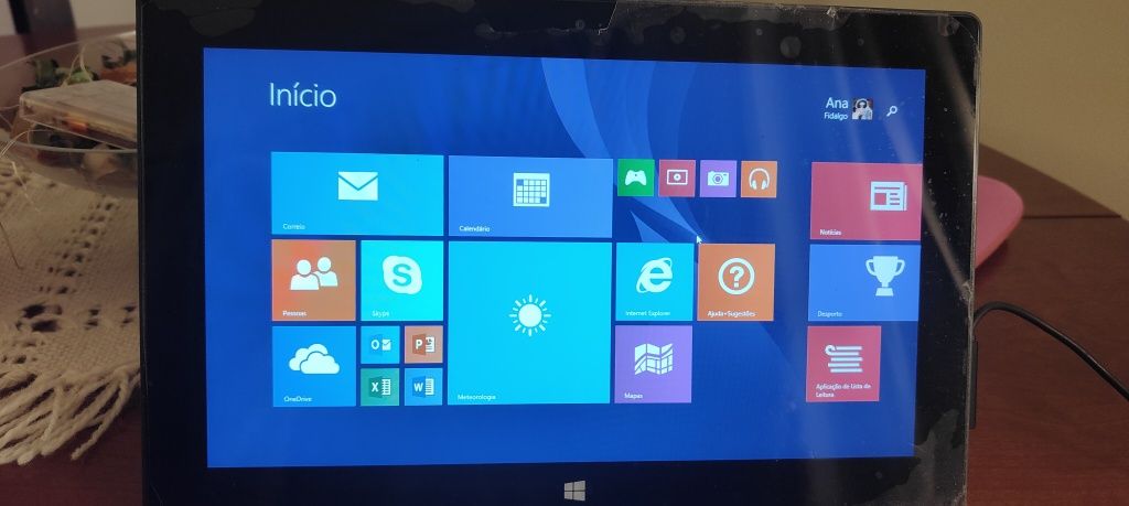 Microsoft Surface RT 32GB + Capa + Carregador Original - Excelente