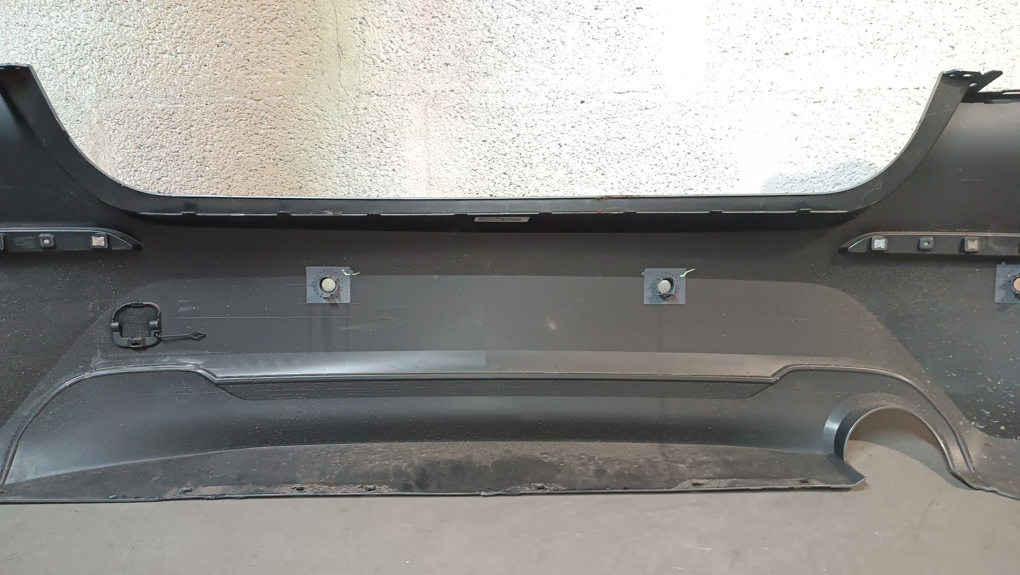 Vendo parachoque de trás BMW 1 séries F40 ano 2018/23