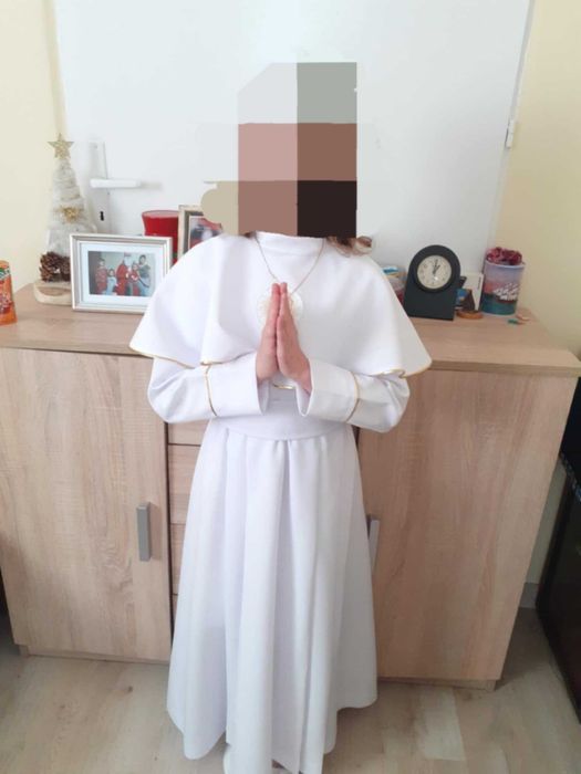 Alba komunijna dla dziewczynki