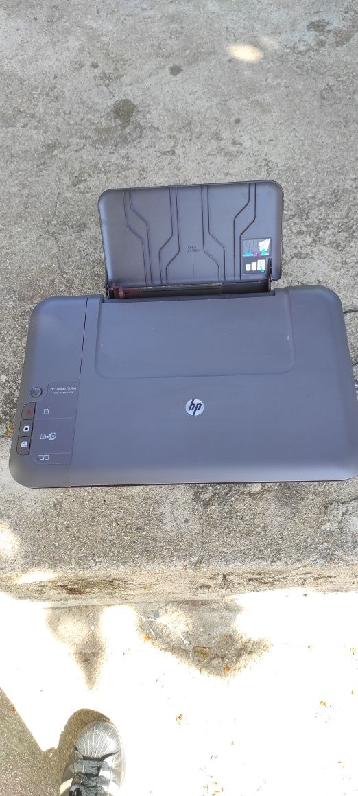 HP deskjet 1050 A