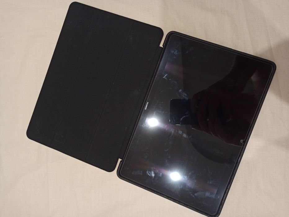 Планшет Huawei Мedia pad T5 10.1" LTE