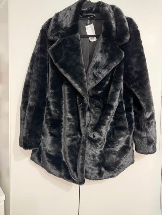H&M Czarne futro 40 42 nowe