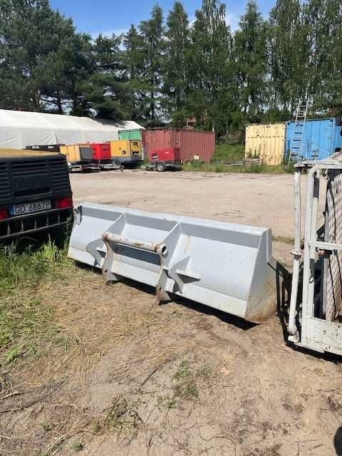 ładowarka obrotowa Manitou 1840 Easy z osprzętem