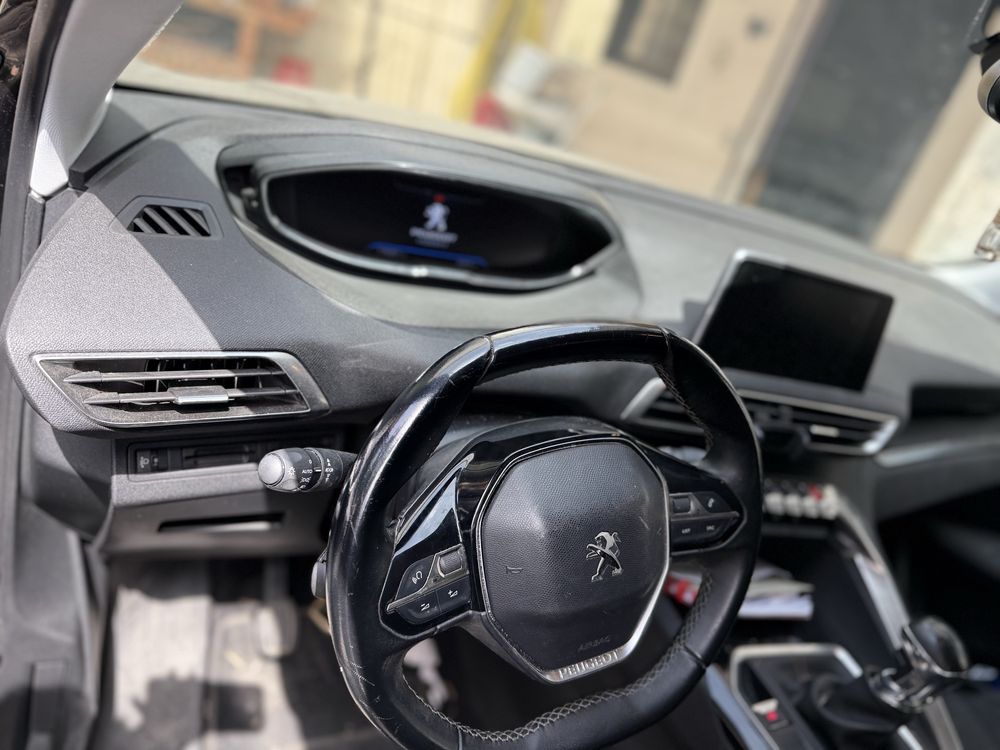 Peugeot 3008 1.5 BlueHDi 130cv