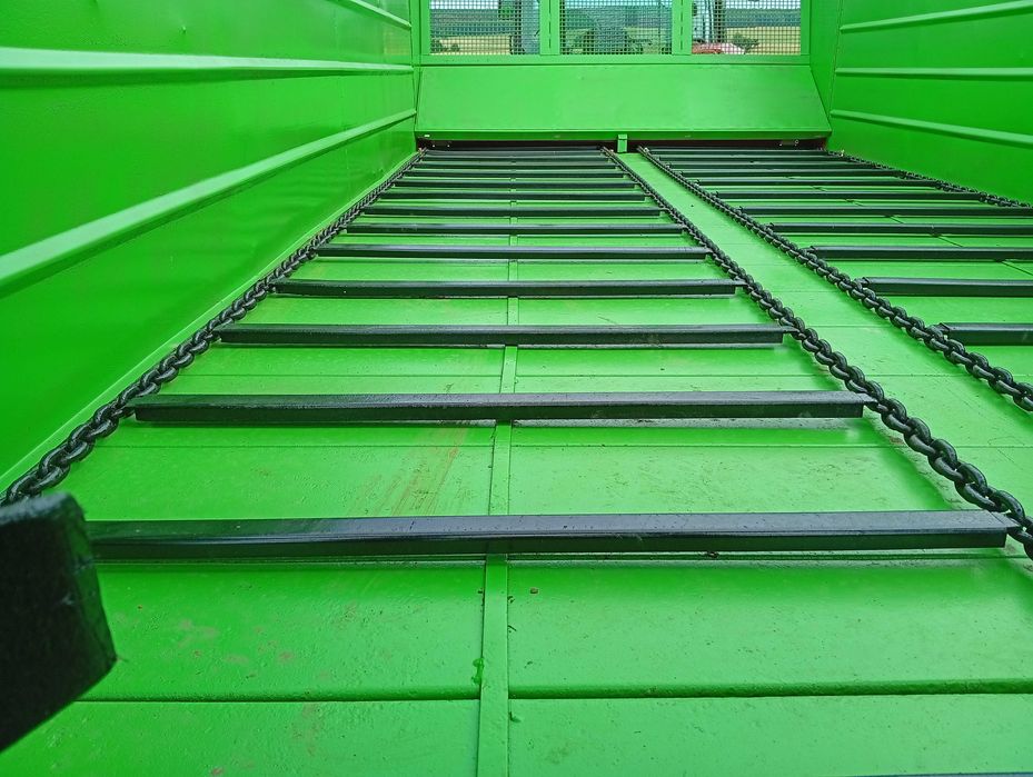 Rozrzutnik obornika FORTSCHRITT T-088