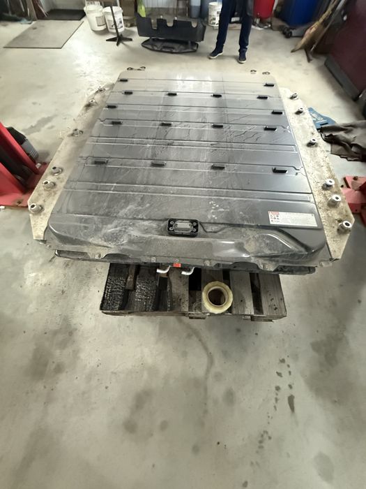 Батарея акумулятор Subaru solterra Toyota Bz4x