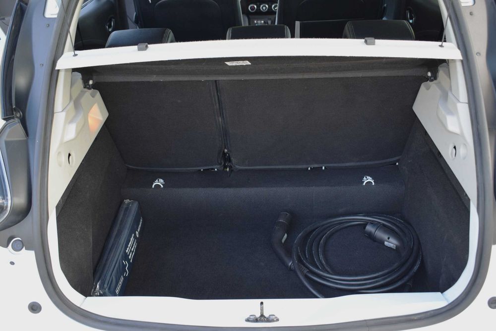 Renault ZOE Limited 50 109cv | 2021/04 | IVA Dedutível