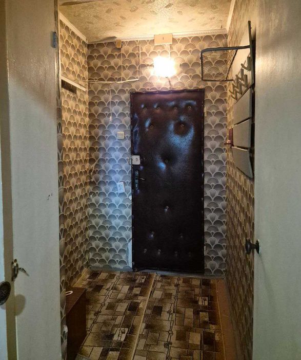 Продам житлову  1-но кім квартиру Східний Лісового