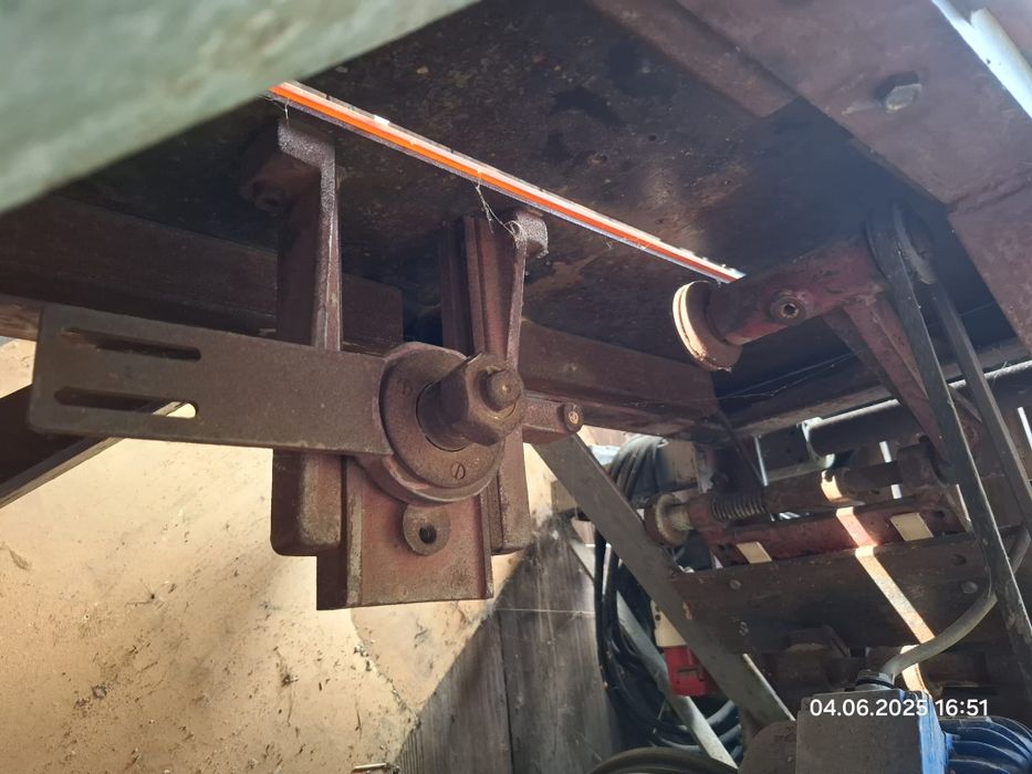 Piła/ krajzega/cylkularka  z podcinakiem stół rama formatówka silniki