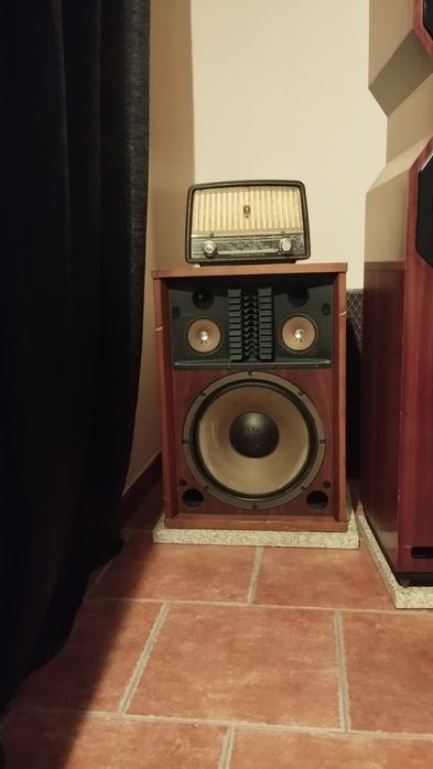 Vendo par colunas Sansui SP 3500 em muito bom estado