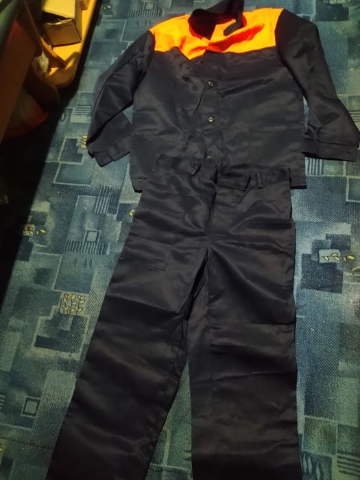 Продам новий спец.одяг.