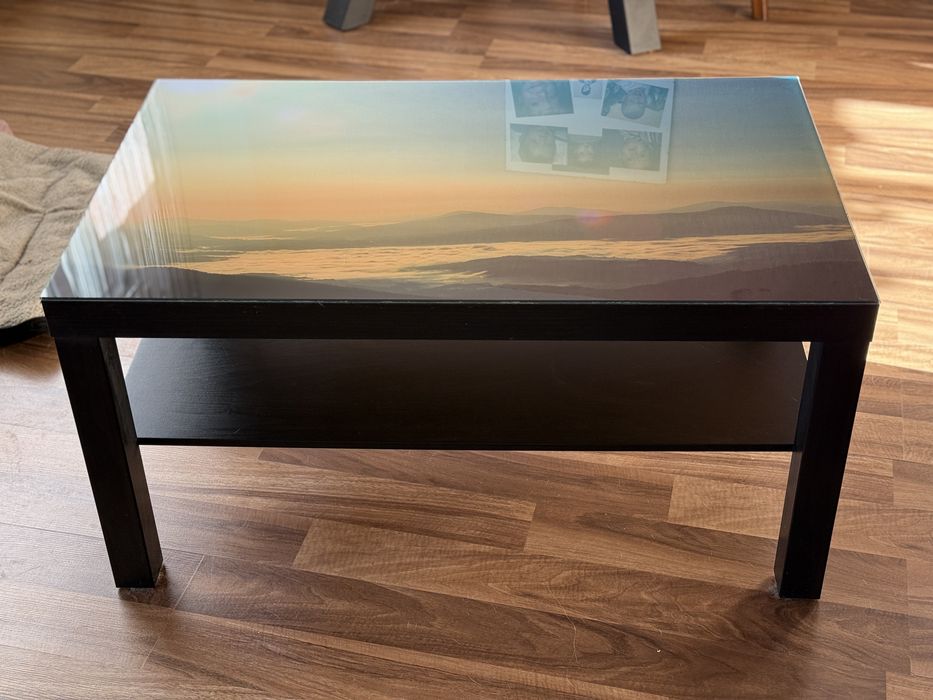 Stolik kawowy do salonu