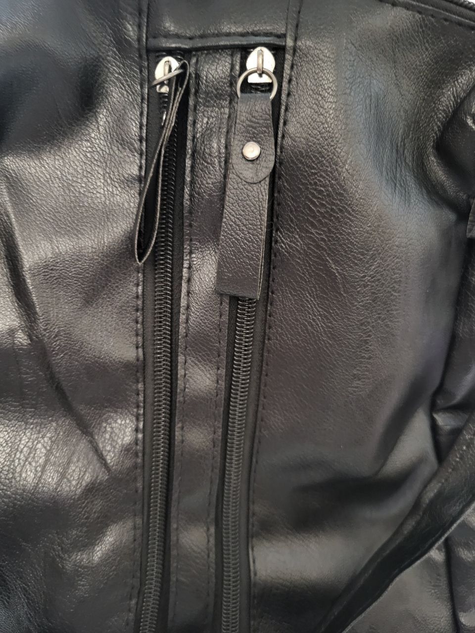 Рюкзак-сумка чорний екошкіра міський