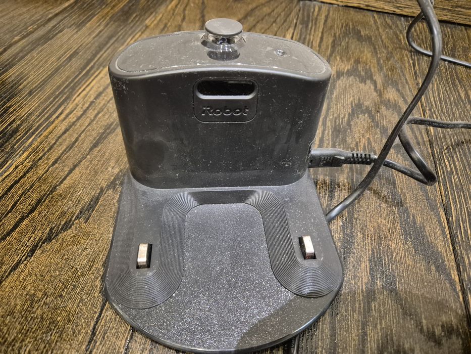 iRobot Roomba 616 (do regeneracji)