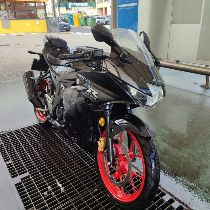 Suzuki GSX-R 125