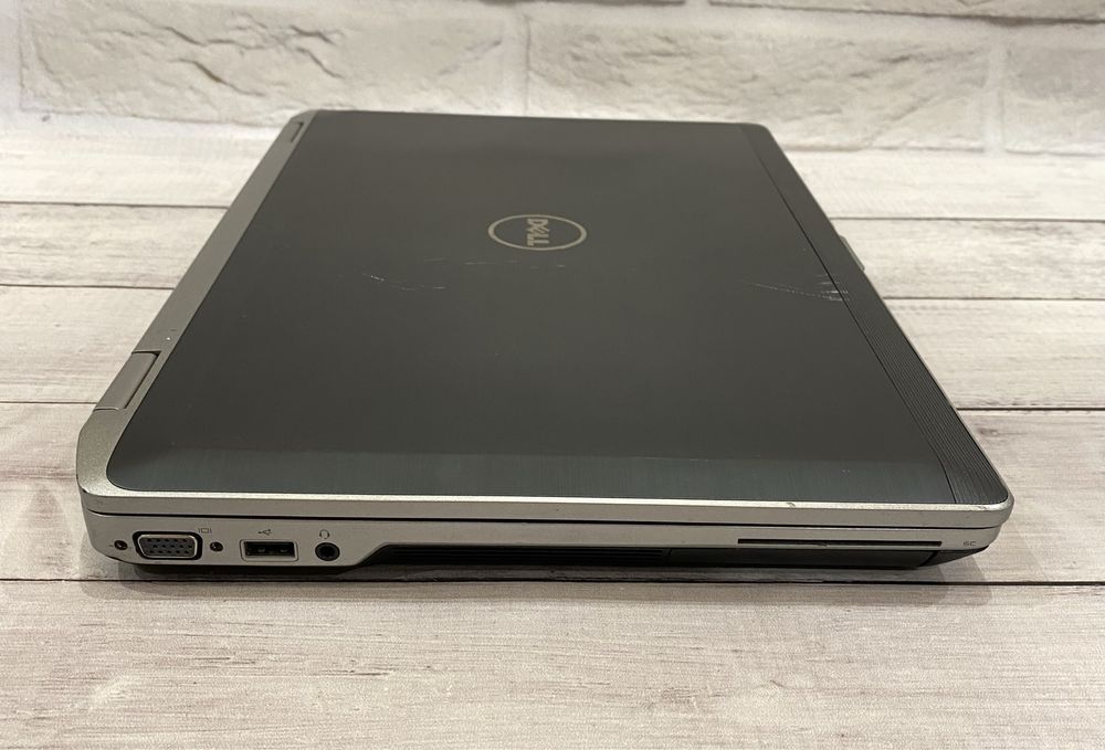 Ноутбук Dell Latitude E6520 15.6’ FHD i5-2520M 8GB ОЗУ/128GB SSD r1564