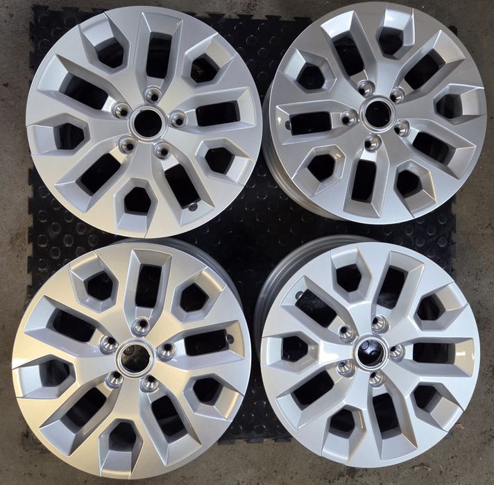 Felgi Aluminiowe 5x114,3 6,5Jx16 ET50 Renault Trafic Dacia Duster