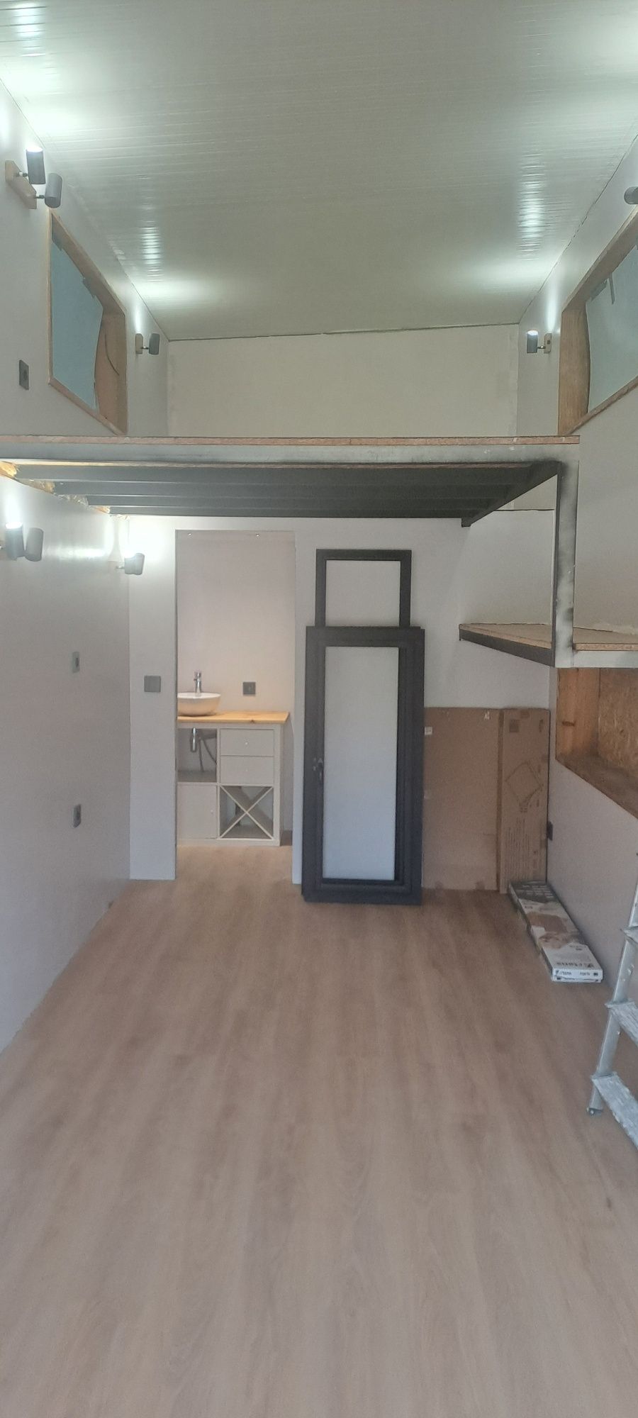 Vendo tiny house em atrelado