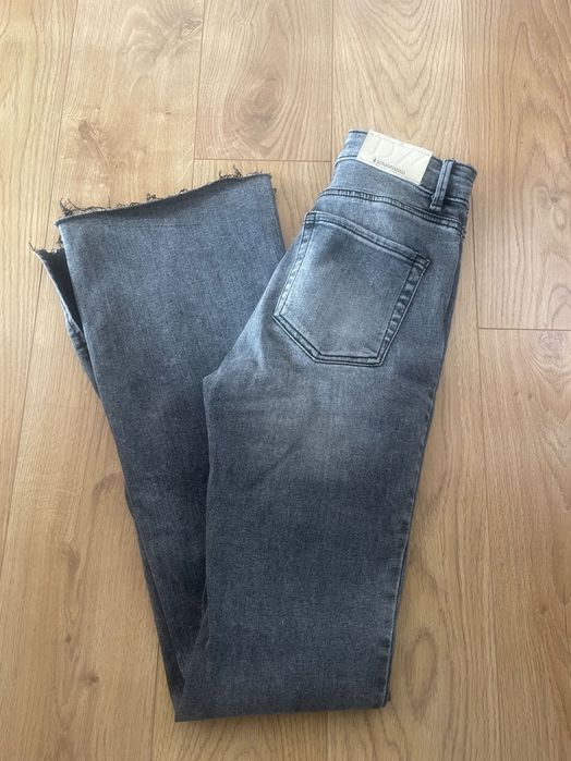 Dżinsy dzwony rozmiar 34
