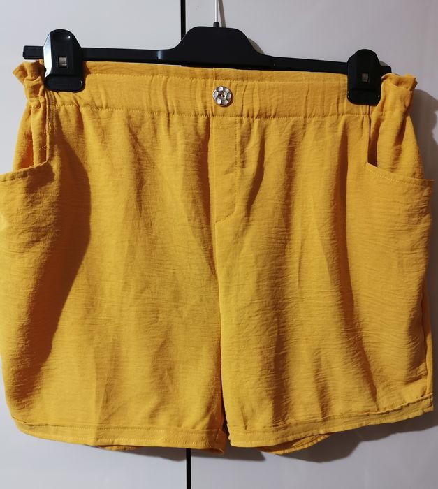 Spodenki krótkie materiałowe damskie  42/44 XL/XXL musztardowe