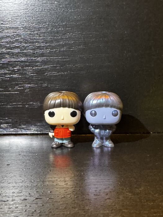 Фігурки kinder joy "stranger things" вілл та вілл з потойбіччя