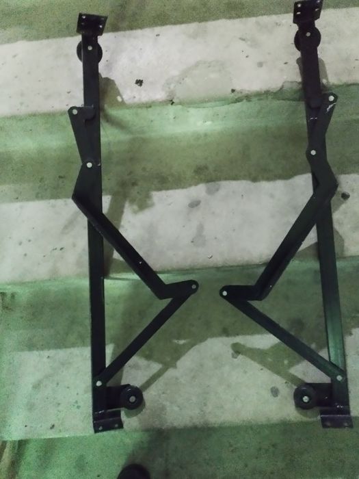 Механізм трансформації дивану.